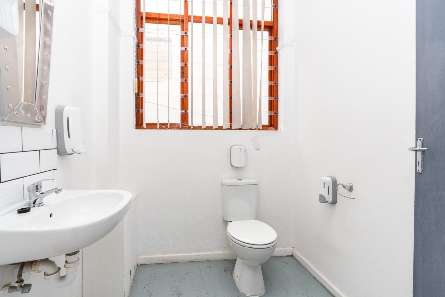 To Let commercial Property for Rent in Bo Kaap Western Cape